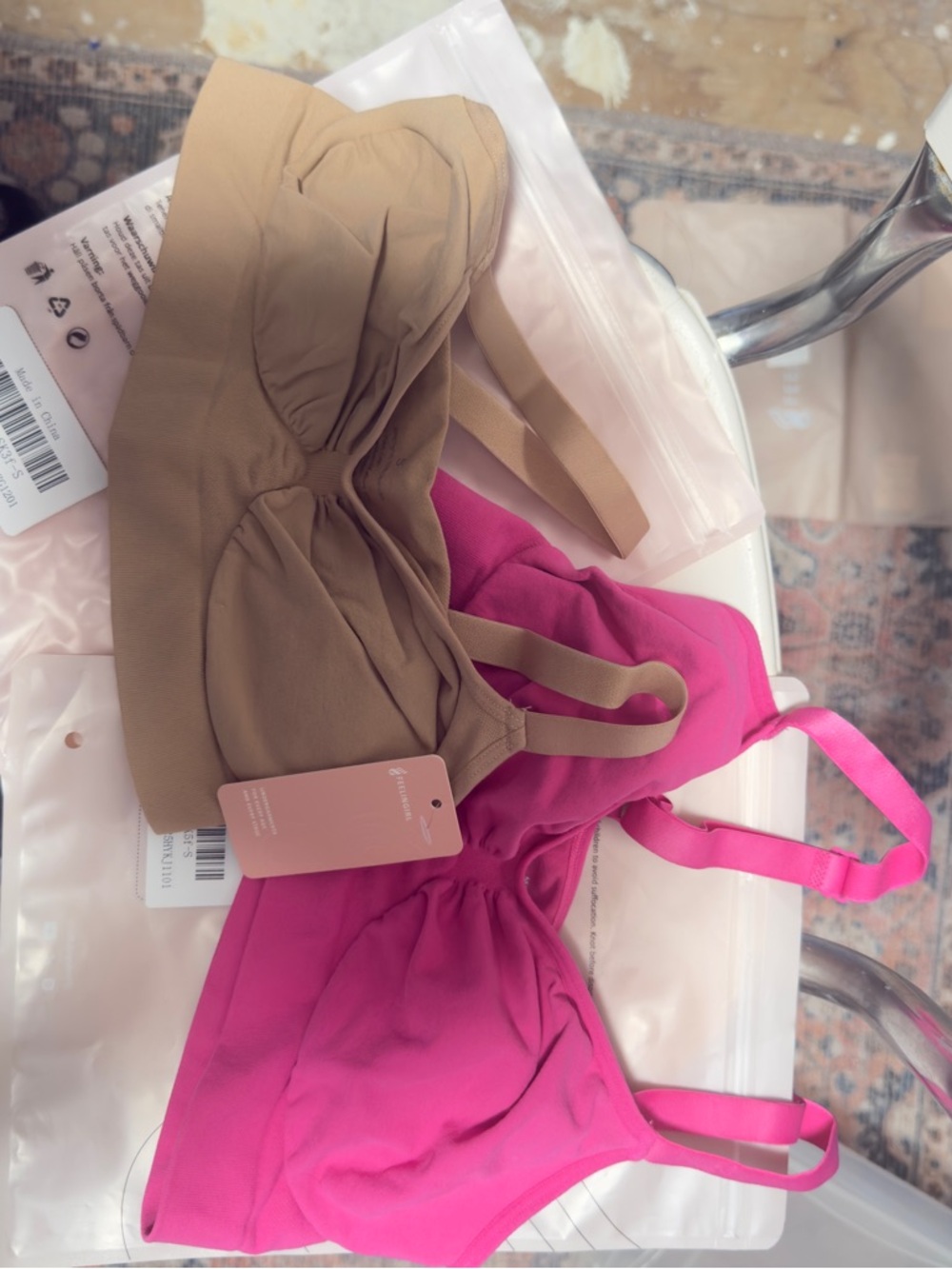 2 FeelinGirl Smooth Seamless Comfort Wireless bras-Chestnut & Magenta Size Small